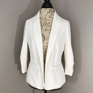 Tapered white Eliza J. Blazer with ruched sleeves